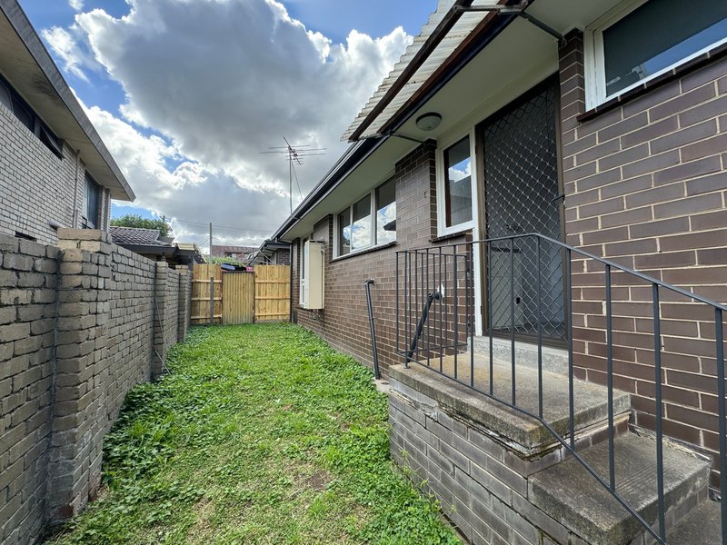 Photo - 2/19 Rodd Street, Dandenong VIC 3175 - Image 15
