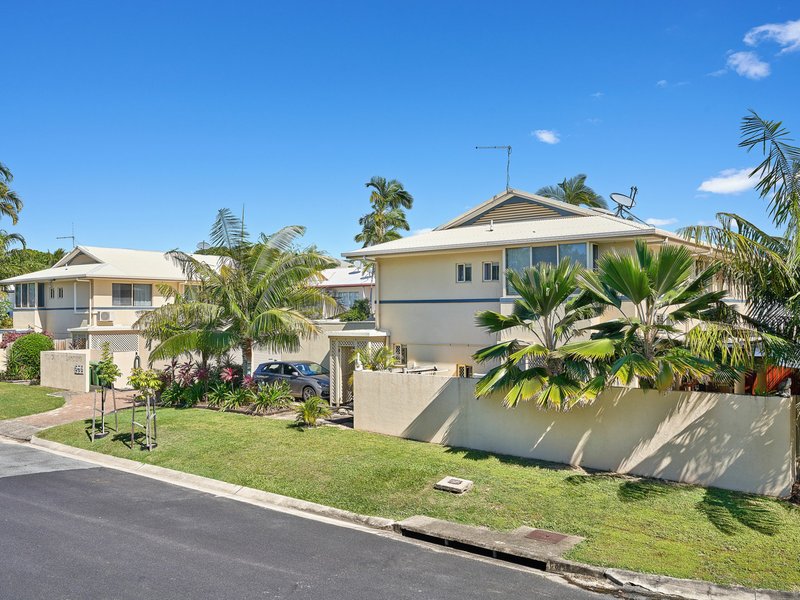 Photo - 2/19 Rutherford Street, Yorkeys Knob QLD 4878 - Image 20
