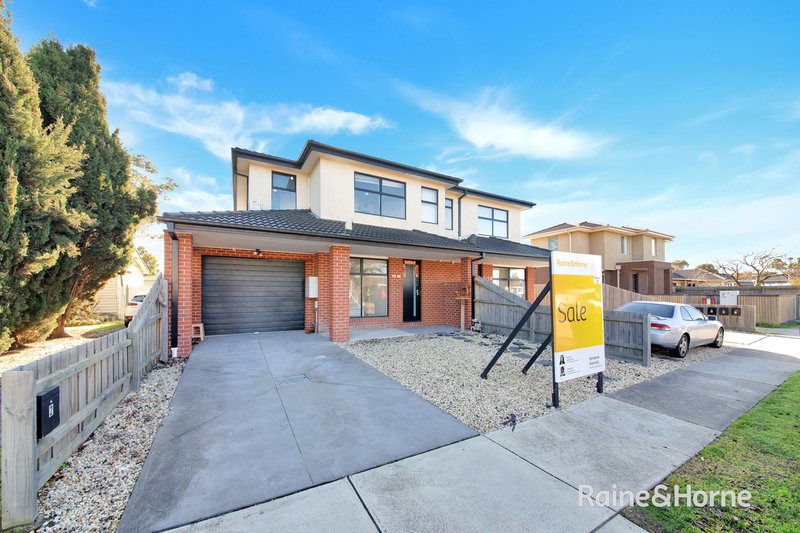 2/19 Rutherglen Street, Noble Park VIC 3174