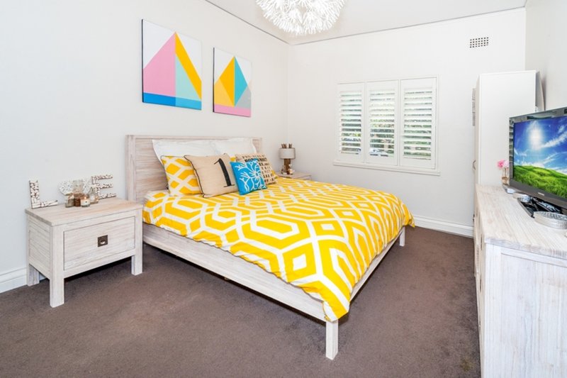 Photo - 2/19 Todman Avenue, Kensington NSW 2033 - Image 3