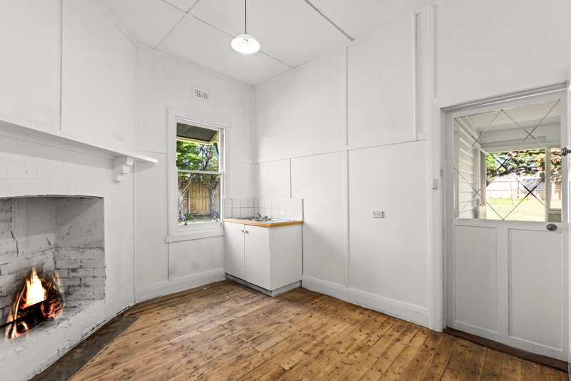 Photo - 219 Torquay Road, Grovedale VIC 3216 - Image 6