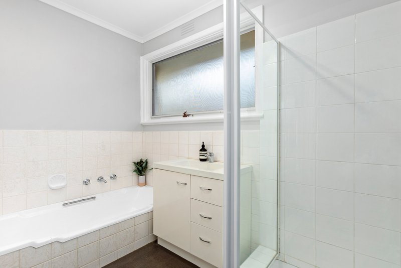 Photo - 2/19 Tulip Grove, Cheltenham VIC 3192 - Image 7