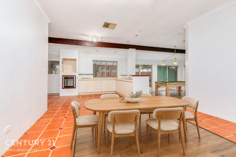Photo - 219 Warton Road, Thornlie WA 6108 - Image 4