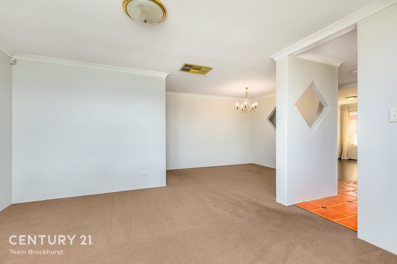 Photo - 219 Warton Road, Thornlie WA 6108 - Image 6