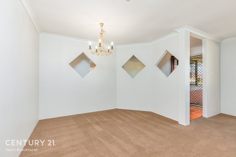 Photo - 219 Warton Road, Thornlie WA 6108 - Image 7