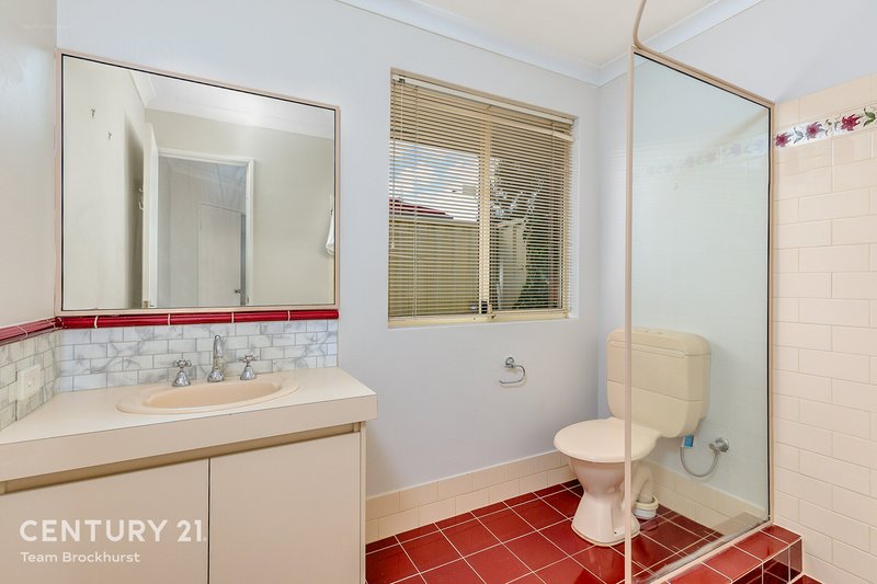 Photo - 219 Warton Road, Thornlie WA 6108 - Image 10