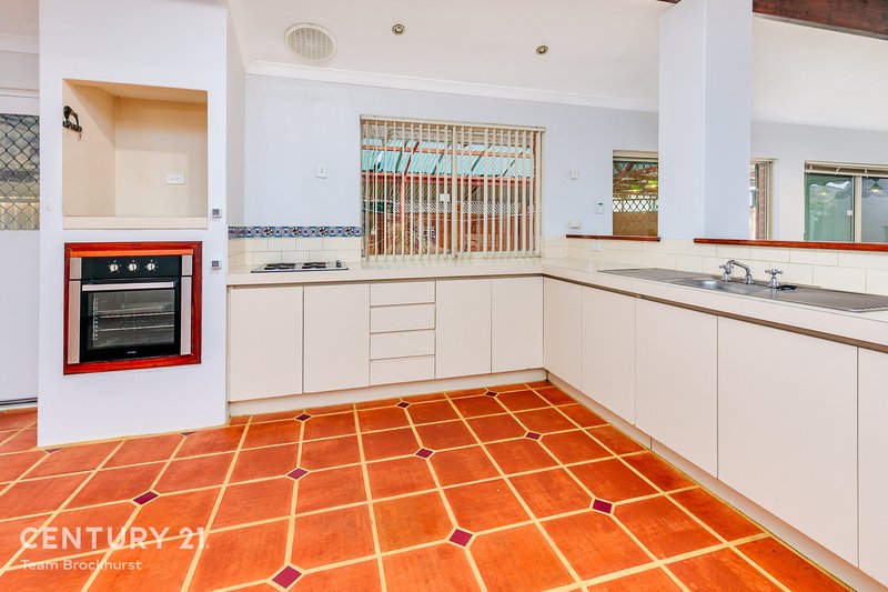 Photo - 219 Warton Road, Thornlie WA 6108 - Image 13