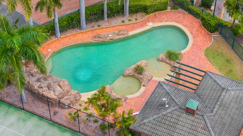 Photo - 219/125 Hansford Road, Coombabah QLD 4216 - Image 32