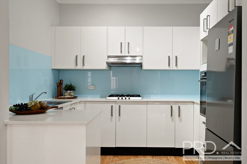 Photo - 2/192 Chuter Avenue, Sans Souci NSW 2219 - Image 4