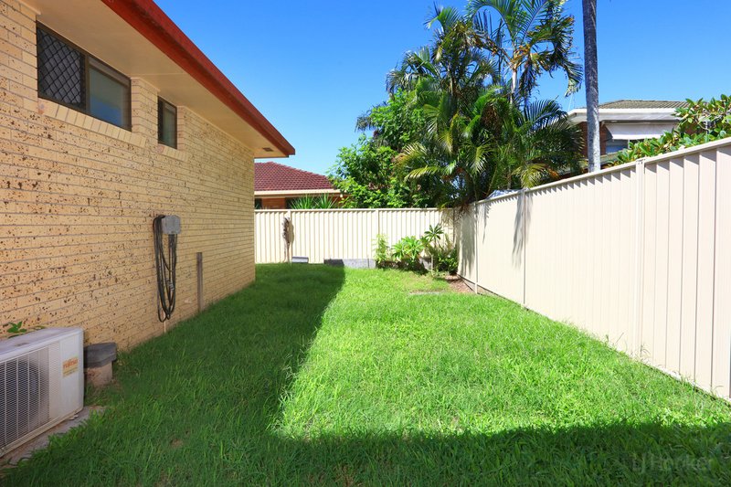 Photo - 2/192 Oxley Drive, Coombabah QLD 4216 - Image 15