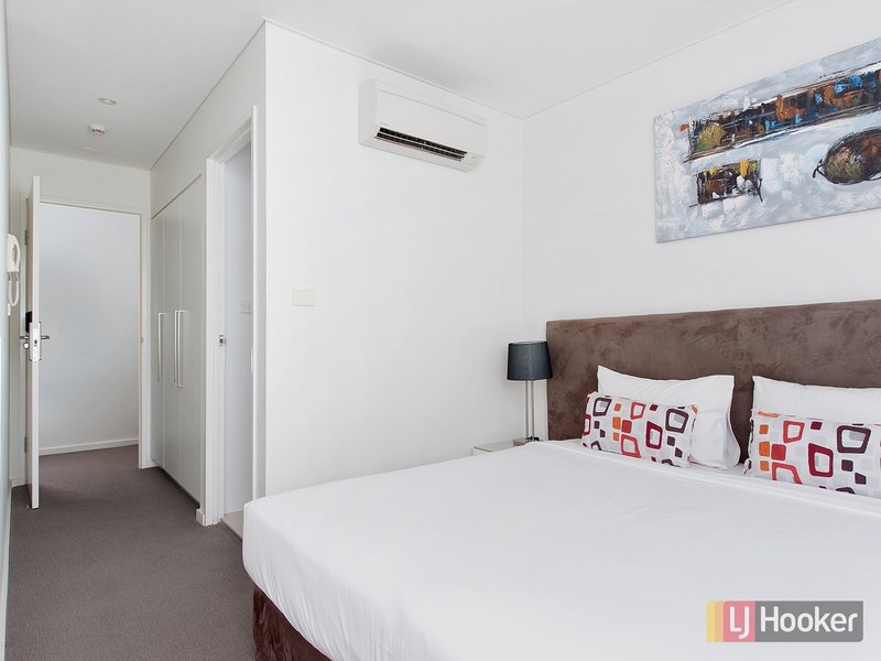 Photo - 219/20 Tomaree Street, Nelson Bay NSW 2315 - Image 7