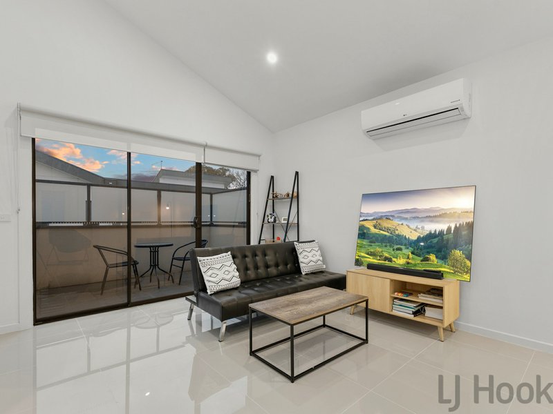 Photo - 2/193 Boronia Road, Boronia VIC 3155 - Image 3