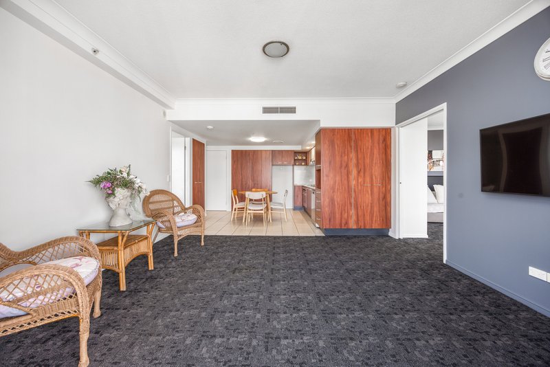 Photo - 2197/23 Ferny Avenue, Surfers Paradise QLD 4217 - Image 7