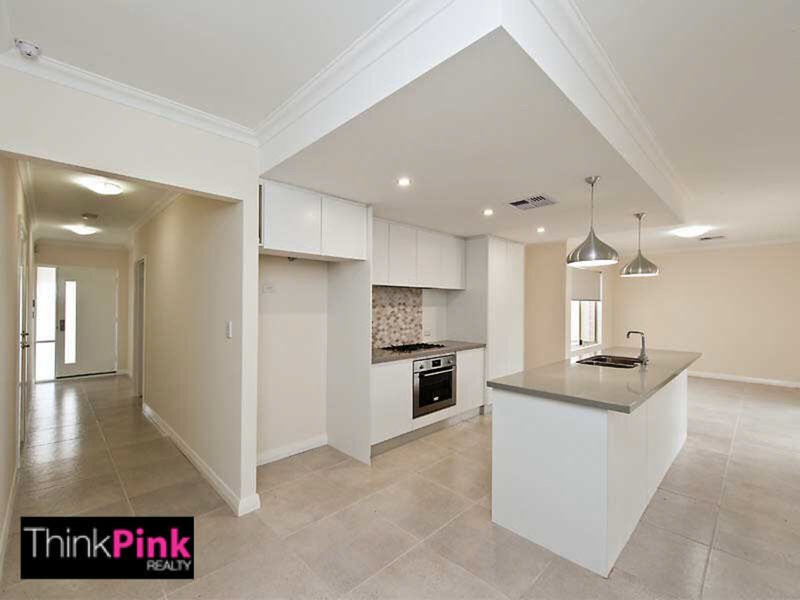 Photo - 2/198 Surrey Road, Rivervale WA 6103 - Image 9