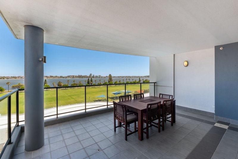Photo - 21/98 Terrace Road, East Perth WA 6004 - Image 2