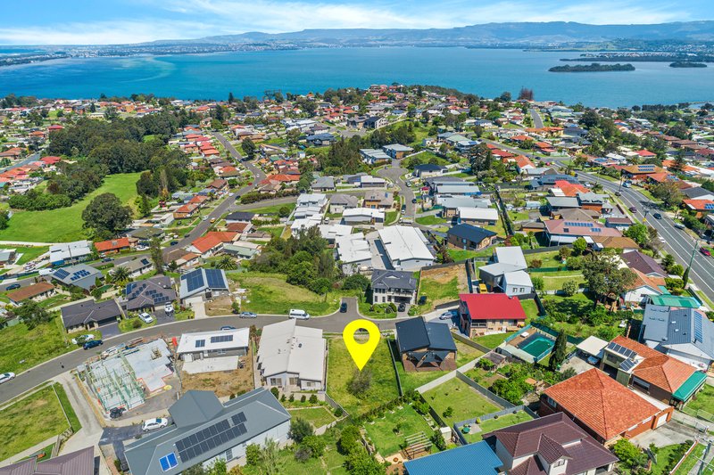 Photo - 21A Backhouse Road, Lake Heights NSW 2502 - Image 8