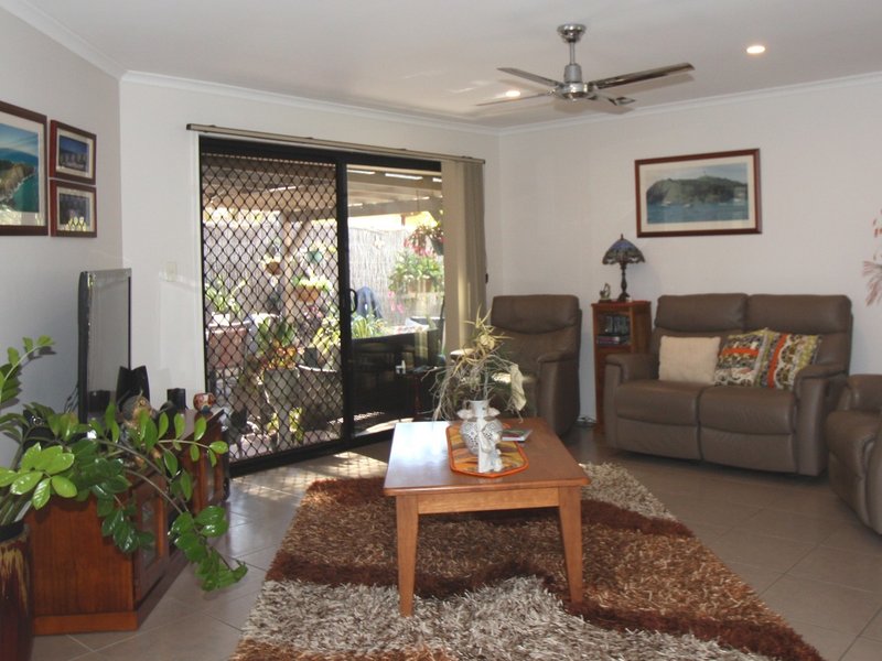 Photo - 21A Balemo Drive, Ocean Shores NSW 2483 - Image 6