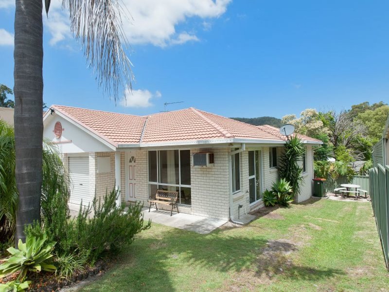 Photo - 2/1A Bounty Lane, Nelson Bay NSW 2315 - Image 4