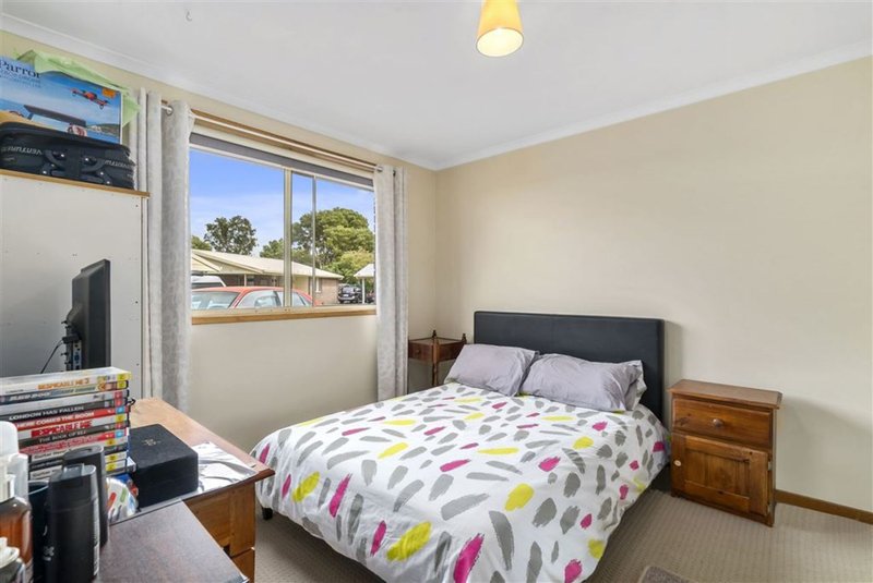 Photo - 2/1A Browns Road, Kingston TAS 7050 - Image 7