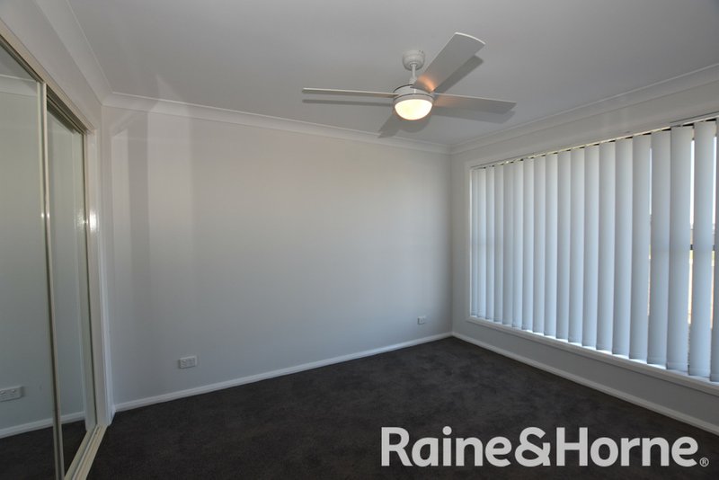 Photo - 21A Buckland Drive, Orange NSW 2800 - Image 2