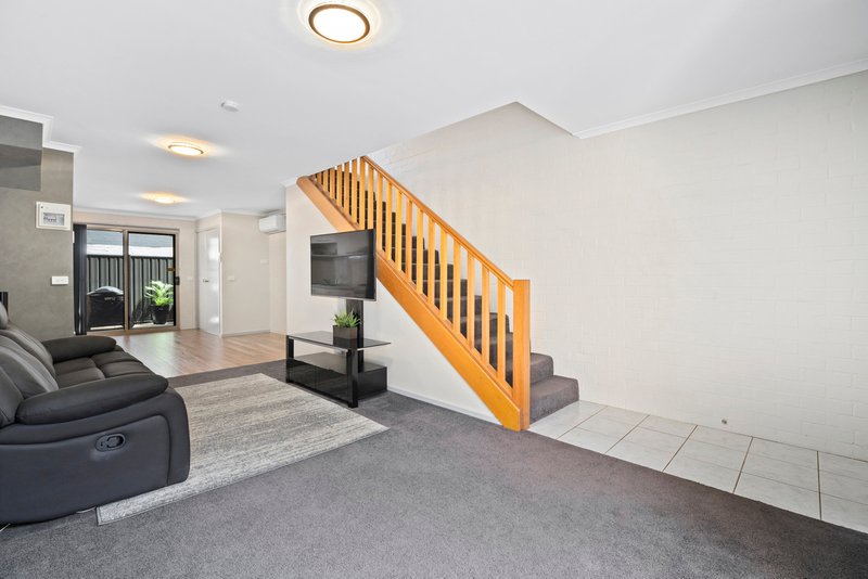 Photo - 2/1A Davison Street, Crestwood NSW 2620 - Image 5