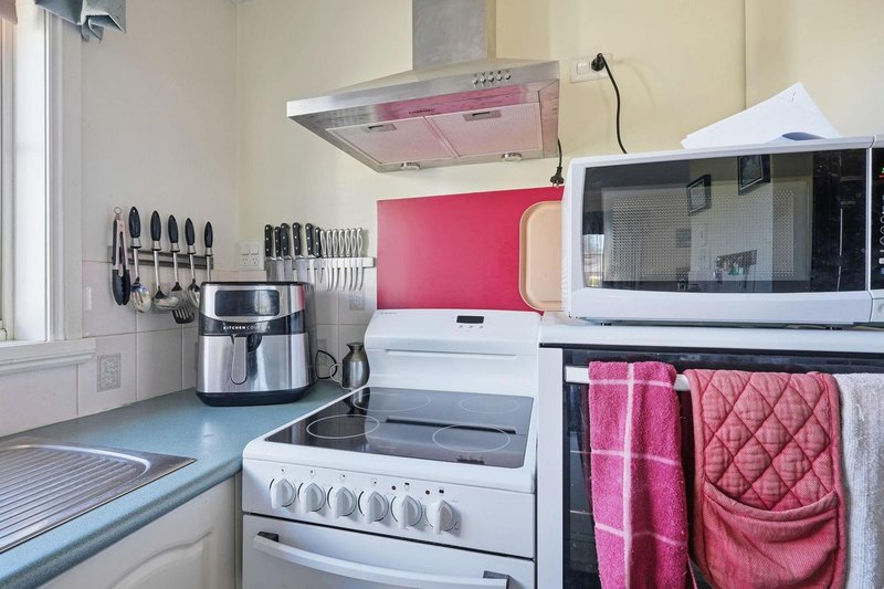 Photo - 2/1A Diprose Street, Kings Meadows TAS 7249 - Image 11