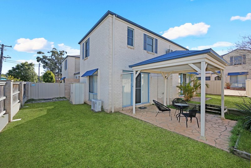 Photo - 2/1a Dudley Street, Gorokan NSW 2263 - Image 5