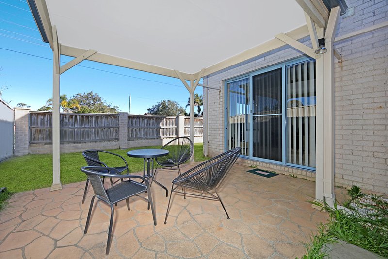 Photo - 2/1a Dudley Street, Gorokan NSW 2263 - Image 11