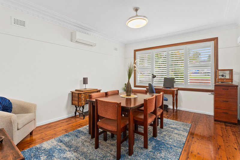 Photo - 21A Elwin Street, Peakhurst NSW 2210 - Image 6