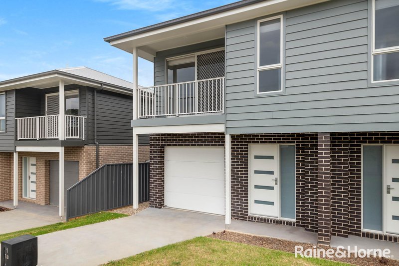 2/1a Greens Road, Greenwell Point NSW 2540