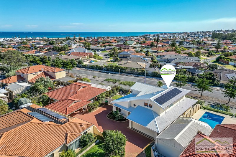 Photo - 21A Holyhead Green, Mindarie WA 6030 - Image 3