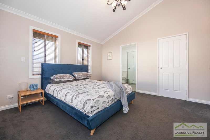 Photo - 21A Holyhead Green, Mindarie WA 6030 - Image 17