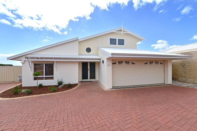 21A Holyhead Green, Mindarie WA 6030