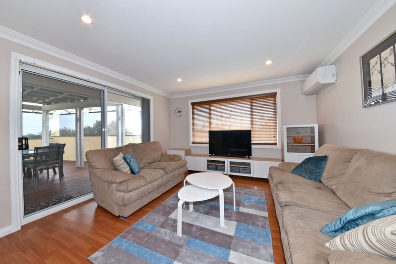 Photo - 21A Holyhead Green, Mindarie WA 6030 - Image 17