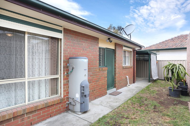 Photo - 21A Justin Avenue, Glenroy VIC 3046 - Image 10