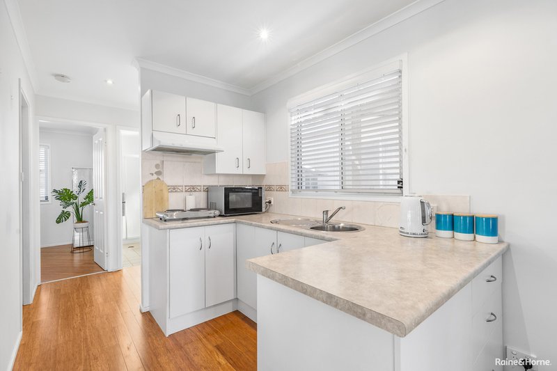 Photo - 2/1a Kalaroo Road, Redhead NSW 2290 - Image 3