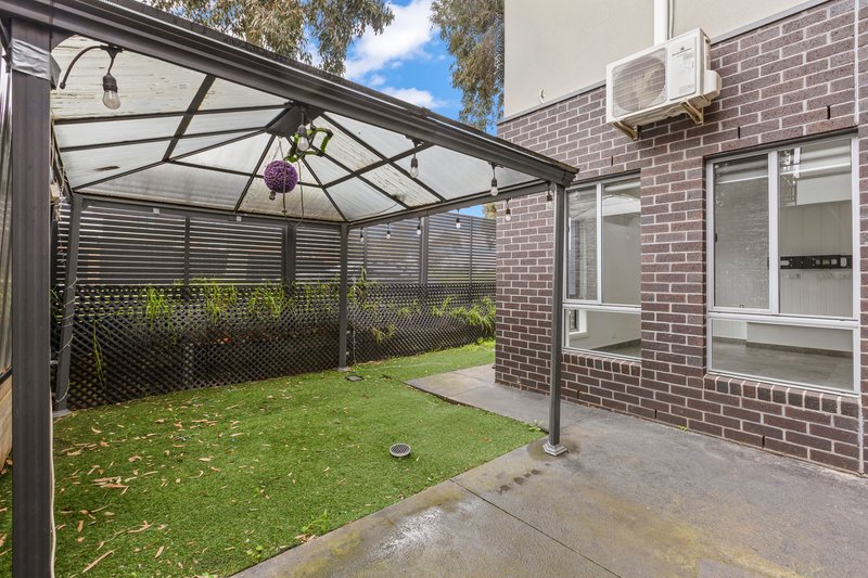 Photo - 21A Kalorama Street, Greenvale VIC 3059 - Image 11