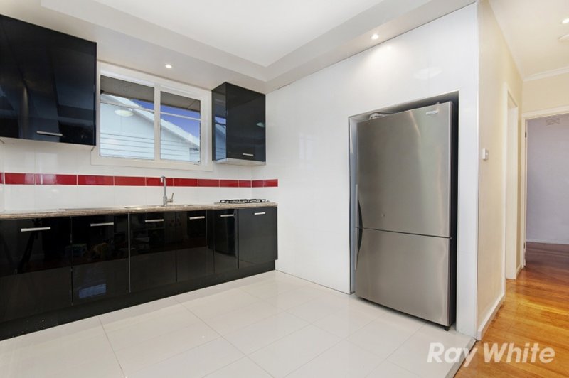 Photo - 2/1a Larbert Road, Noble Park VIC 3174 - Image 2