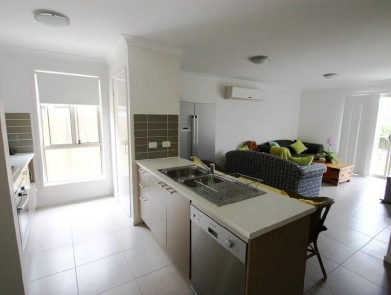 Photo - 21A Lilly Pilly Drive, Coomera QLD 4209 - Image 5