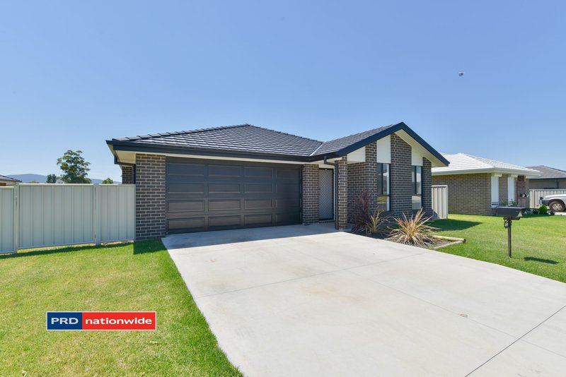 Photo - 21A Lindsay Road, Tamworth NSW 2340 - Image 2