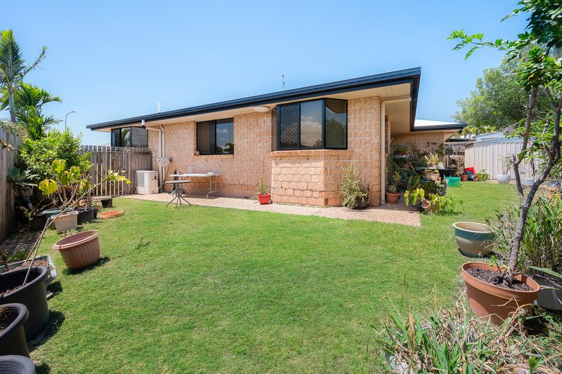 Photo - 21A Linhow Crescent, Clinton QLD 4680 - Image 12