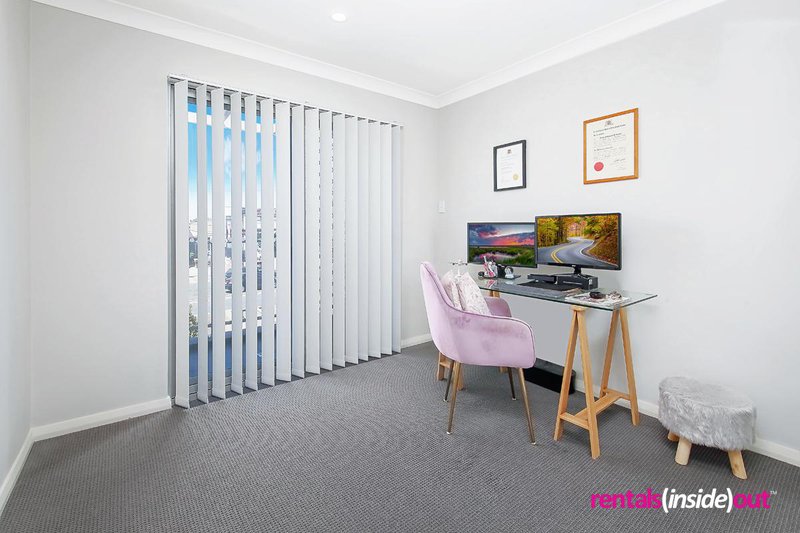 Photo - 2/1A Lucas Road, Seven Hills NSW 2147 - Image 8