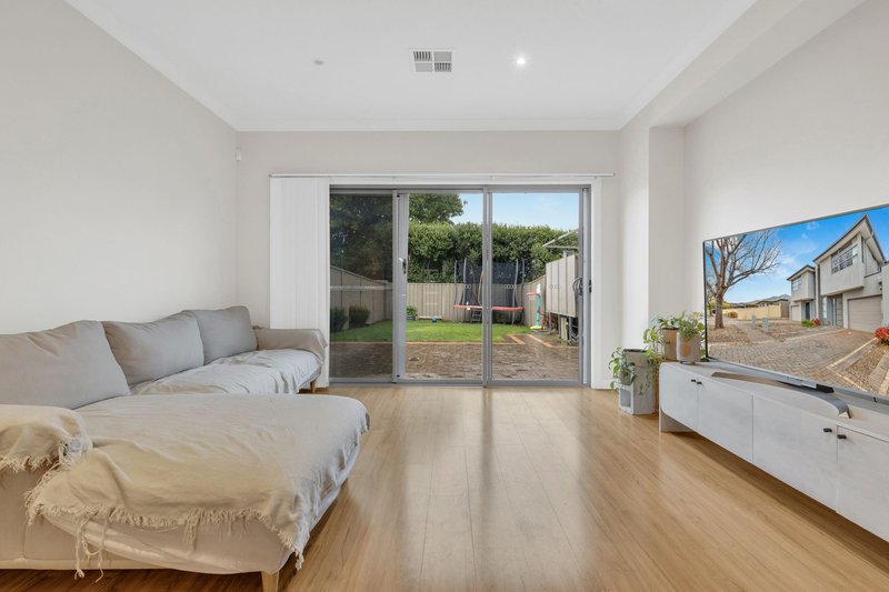 Photo - 21A Minkie Avenue, Mitchell Park SA 5043 - Image 10