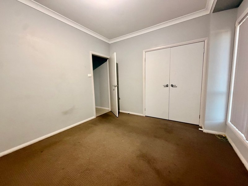 Photo - 21A Pacific Palms Circuit, Hoxton Park NSW 2171 - Image 7