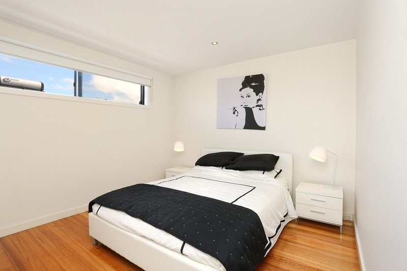Photo - 2/1A Sandown Road, Ascot Vale VIC 3032 - Image 8