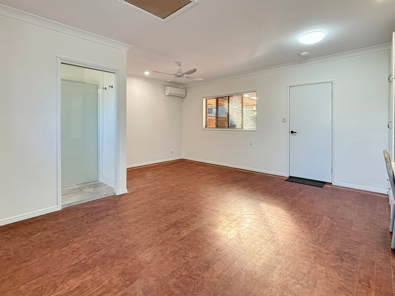 Photo - 21a Todman Court, Ningi QLD 4511 - Image 1