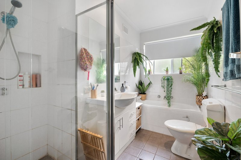 Photo - 2/1B Aveland Avenue, Trinity Gardens SA 5068 - Image 8