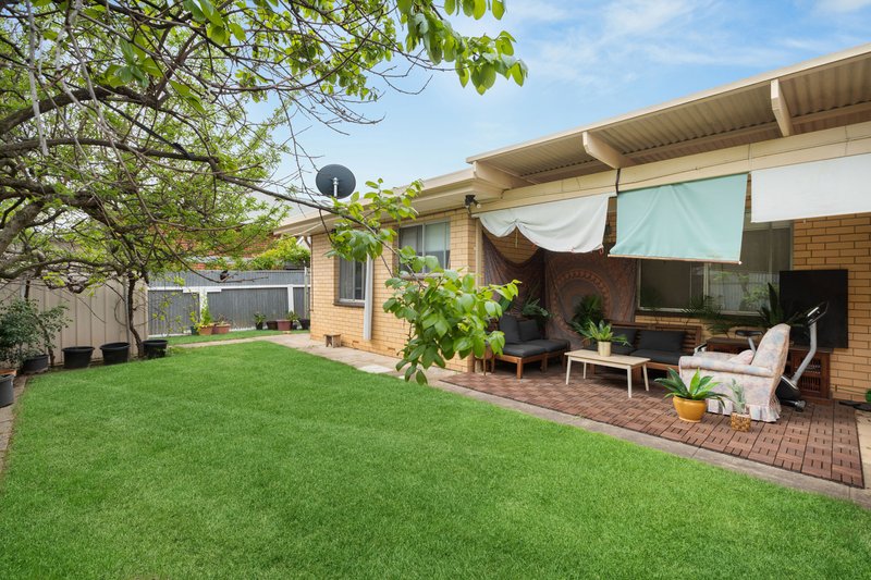 Photo - 2/1B Aveland Avenue, Trinity Gardens SA 5068 - Image 9