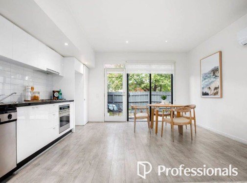 Photo - 21B Browns Road, Clayton VIC 3168 - Image 2