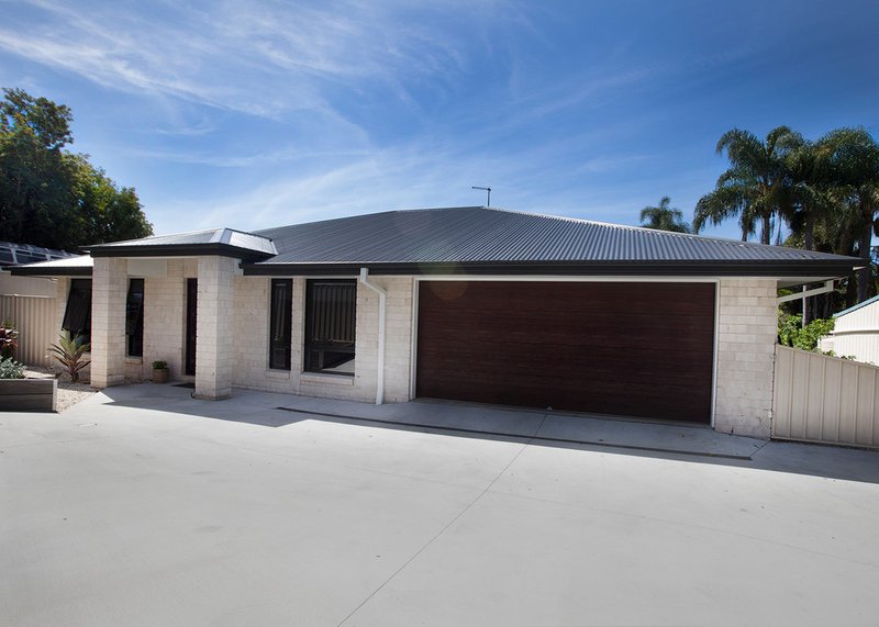 Photo - 21B Charles Street, Birkdale QLD 4159 - Image 2